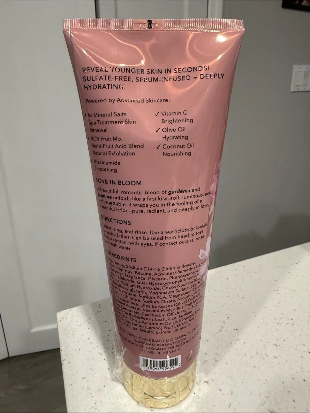 Nakery Beauty SkinFirm Body + Hair Wash — Pink